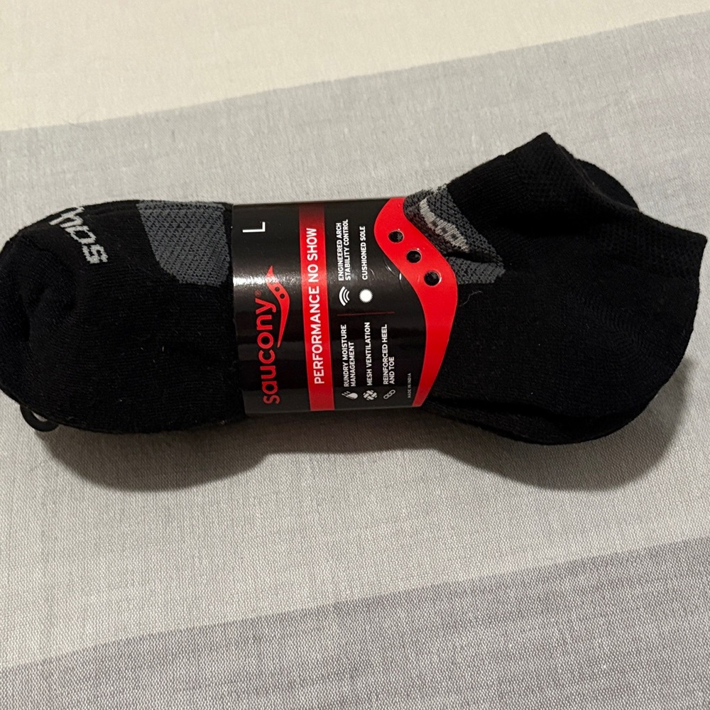 Saucony Men's Athletic No-Show Socks - Black.  SZ L.  Two packs available.